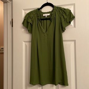 Lark & Ro Blouse. NWOT.